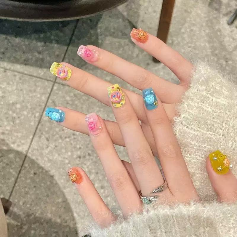 Resin Crafts - 100 Mini Ciondoli in Resina a